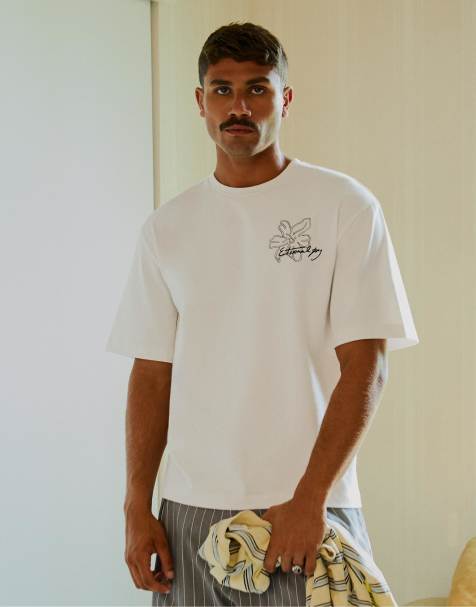 Bershka - Geborduurd T-shirt met korte mouwen in wit - view 1