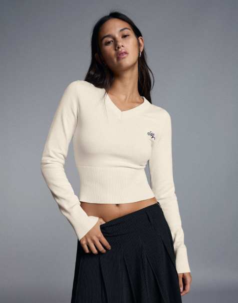 Bershka geborduurde V-hals trui in ecru - view 1