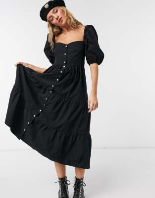 bershka -  – Geknöpftes, gestuftes Popeline-Kleid in Schwarz
