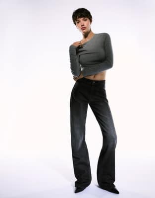 Bershka - Gerade geschnittene Jeans in Schwarz mit weitem Bein