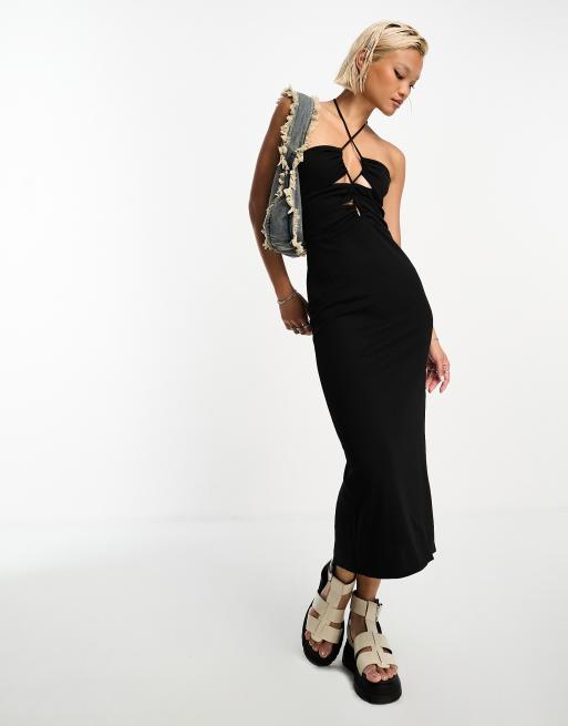Bershka – Gerafftes Neckholder-Midikleid in Schwarz