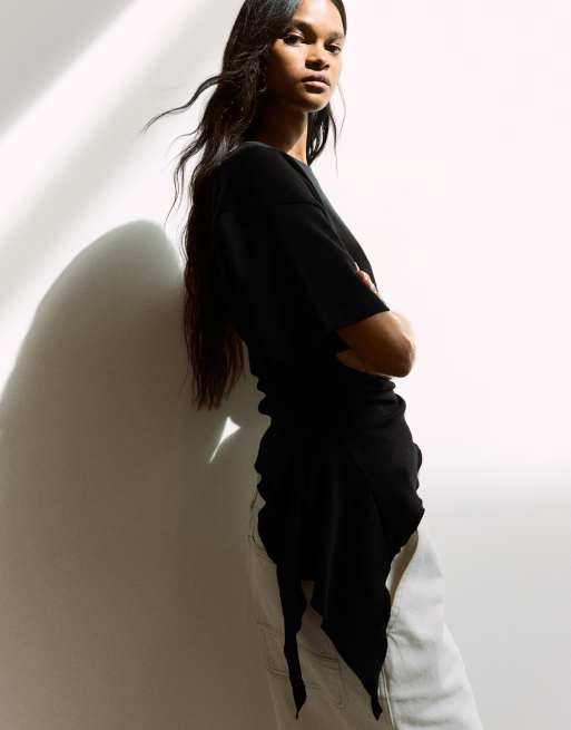 Bershka - Gerimpeld T-shirt met korte mouwen in zwart, 2 van 5