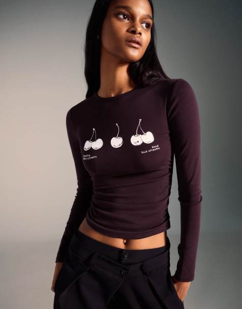 Bershka - Gerimpeld T-shirt met print en lange mouwen in bordeauxrood - view 1