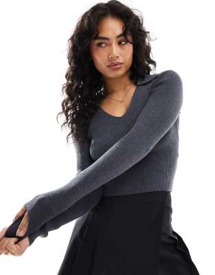 Bershka - Gerippter Pullover in Anthrazit-Grau