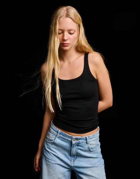 Bershka – Geripptes Trägershirt in Schwarz - view 1