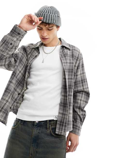 Bershka - Geruit overhemd in grijs met wassing