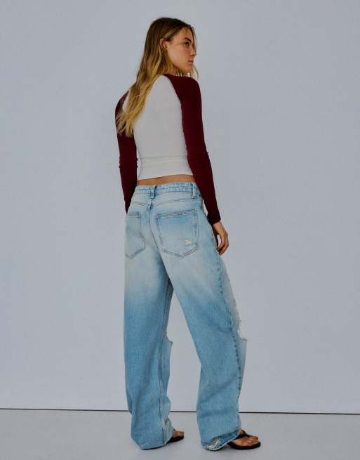 Bershka gescheurde loose-fit jeans in lichtblauw, 3 van 5