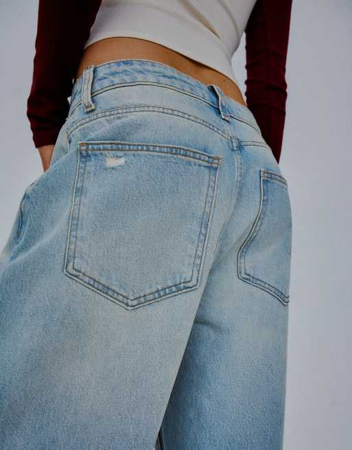 Bershka gescheurde loose-fit jeans in lichtblauw, 4 van 5