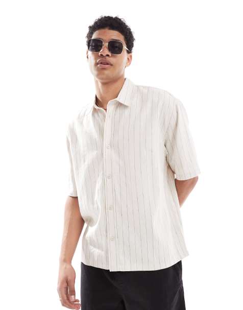 Bershka - Gestreept overhemd met hoog linnengehalte in beige - view 1