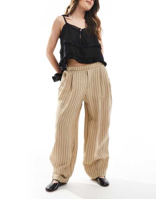 Bershka - Gestreepte broek met wijde pijpen en linnenlook in bruin