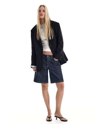 Bershka - Gestreifter, zweireihiger Blazer in Blau-Marineblau