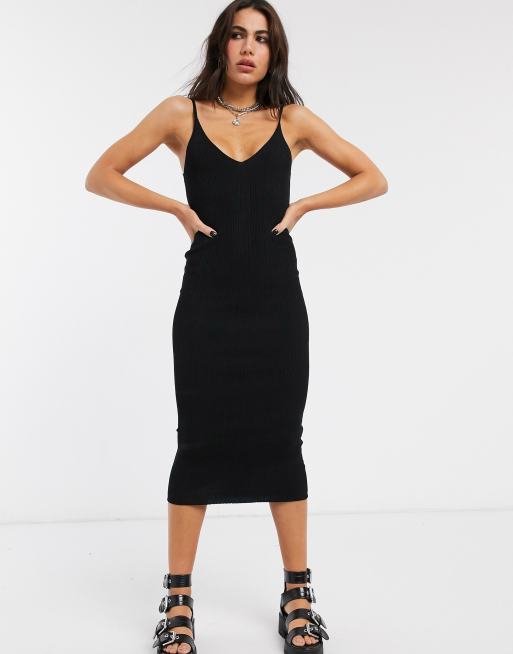 Bershka – Gestricktes Midi-Trägerkleid in Schwarz