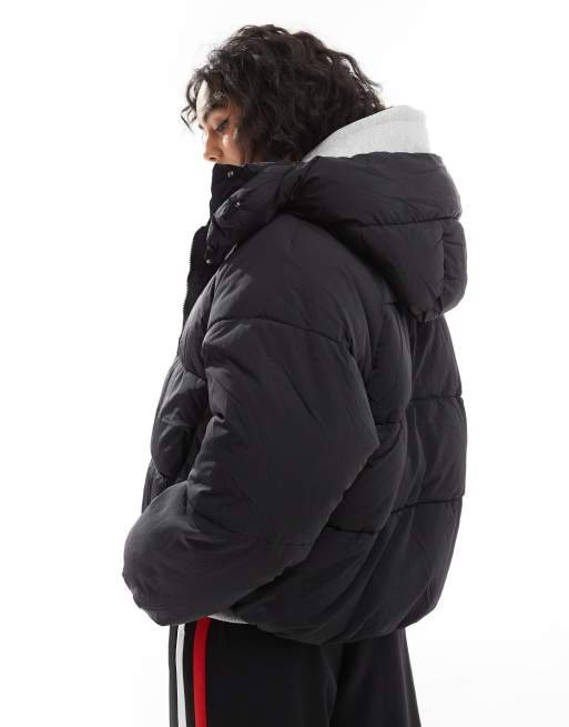 Bershka - Gewatteerd jack met capuchon in zwart, 2 van 4