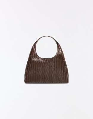 Bershka - Gewebte Beuteltasche in Braun-Brown