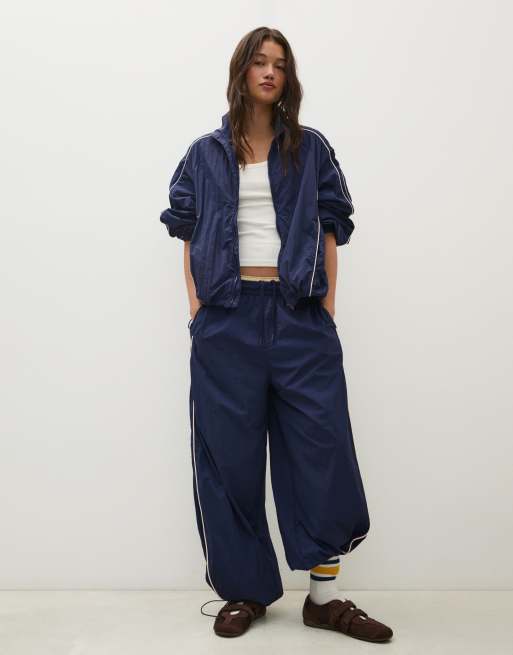 Bershka - Giacca leggera con dettaglio a contrasto, 1 di 3