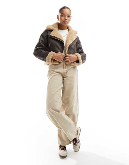Bershka - Giacca marrone ed écru con montone a contrasto, 4 di 4