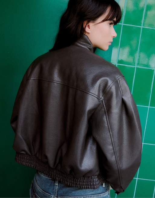 Bershka giacca oversize effetto pelle con colletto incrociato grigia, 3 di 5