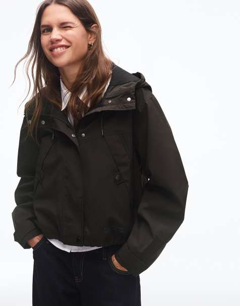 Bershka - Giacca tecnica nera con cappuccio resistente all'acqua e al freddo - view 1