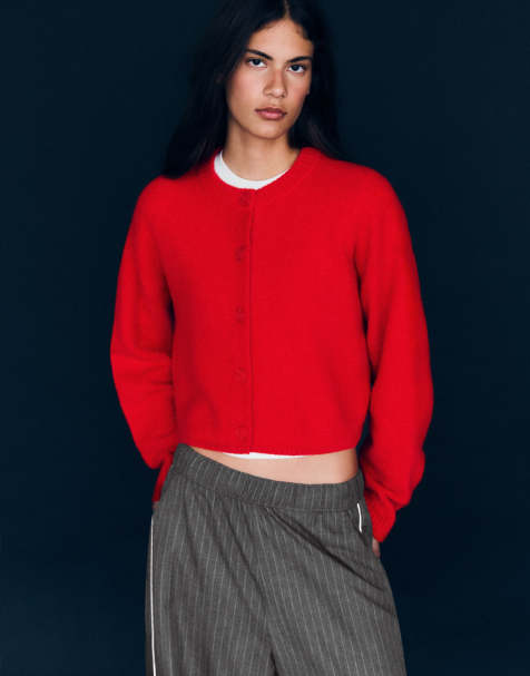 Bershka gilet en maille boutonné à col rond rouge - view 1