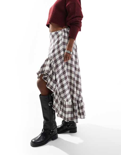 Bershka - Gonna lunga nera e bianca a quadri con fondo a punta
