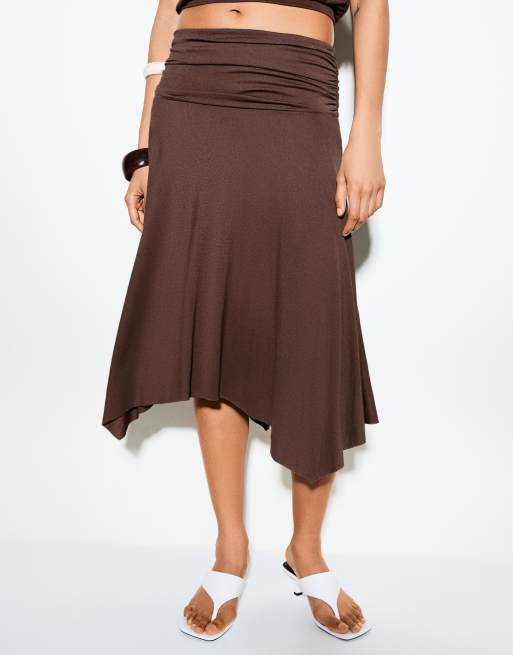 Bershka - Gonna midi marrone effetto modal raccolta in vita, 2 di 4