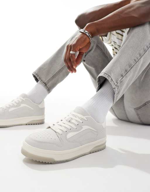 Bershka - Grå sneakers med chunky vintagesål 