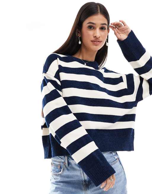 Bershka – Granatowy gruby sweter z okrągłym dekoltem w białe paski