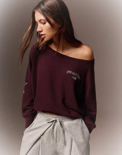 Bershka Graphic boat neck jumper in burgundy - view 1