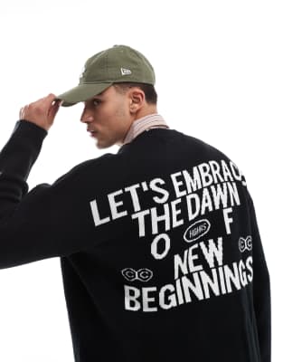 Вязаный свитер Bershka с графическим рисунком черного цвета 9990₽