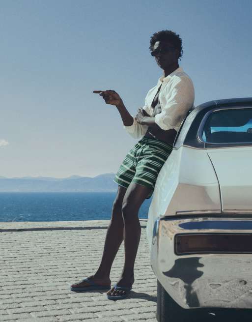 Bershka – Gröna, randiga badshorts med boxig passform, 4 av 4