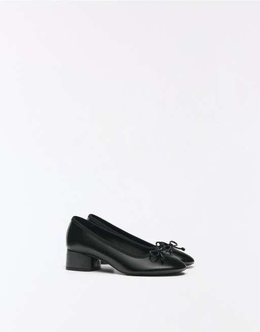 Bershka Heeled ballerinas with bow in black, 3 of 7