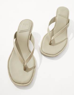 Bershka Heeled Flip Flops In Green