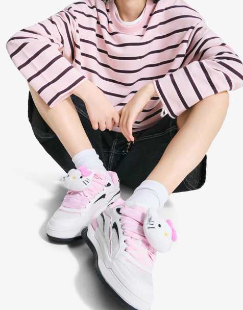 Bershka – Hello Kitty – Skater-Sneaker in Weiß - view 1