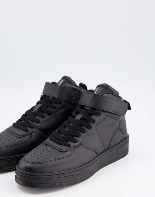 Black sneakers with Velcro fastening by Paré - KeeShoes