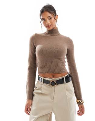 Bershka high neck jumper in chocolate