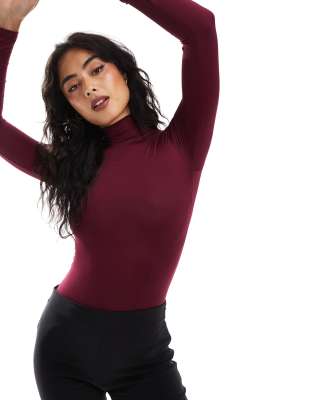 high neck long sleeve bodysuit in burgundy-Red