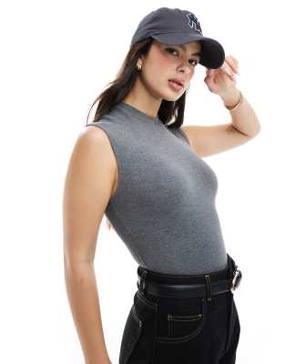 high neck short sleeve bodysuit in gray