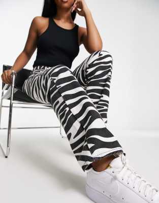 Bershka High Rise Cropped Straight Leg Jeans In Zebra Print-black