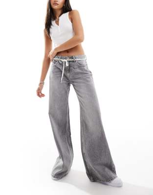 high rise wide leg jeans in gray wash-Black