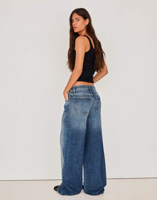 Bershka High-Waist Wide-Leg Jeans mit Rissen in Denimblau, 3 von 6