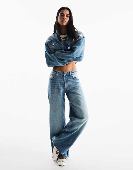 Bershka High-Waist Wide Straight-Leg Jeans in Mittelblau, 2 von 5