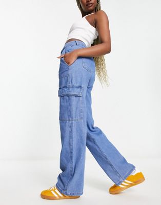 Bershka high waisted contrast stitch baggy cargo jeans in mid blue - ASOS Price Checker