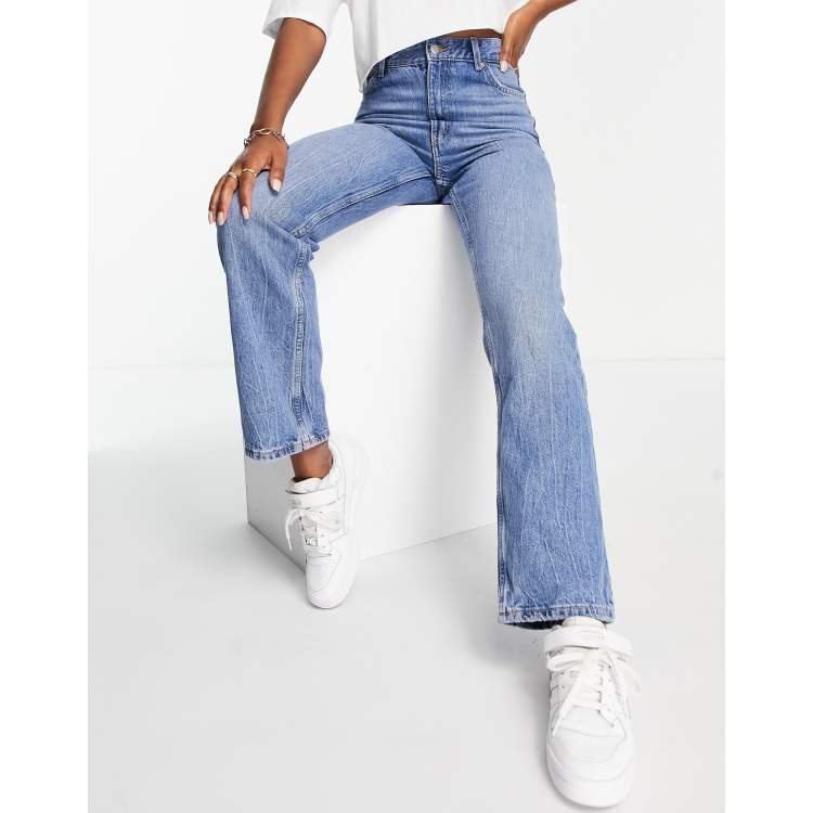 Bershka high waisted dad jean in medium blue