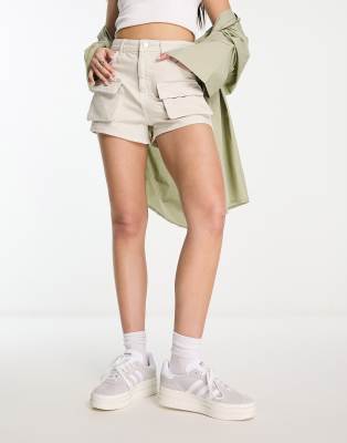 Bershka High Waisted Denim Cargo Shorts In Ecru-white