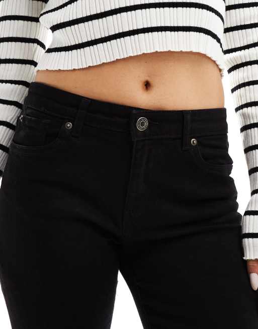 Bershka girlfriend jeans store