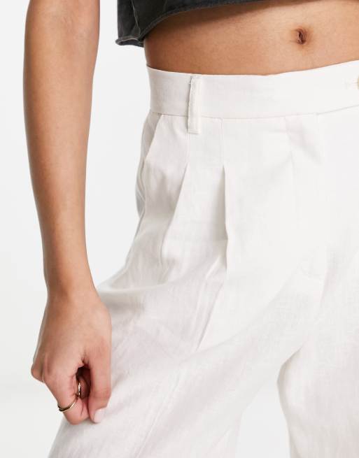 Pantalón blanco online bershka