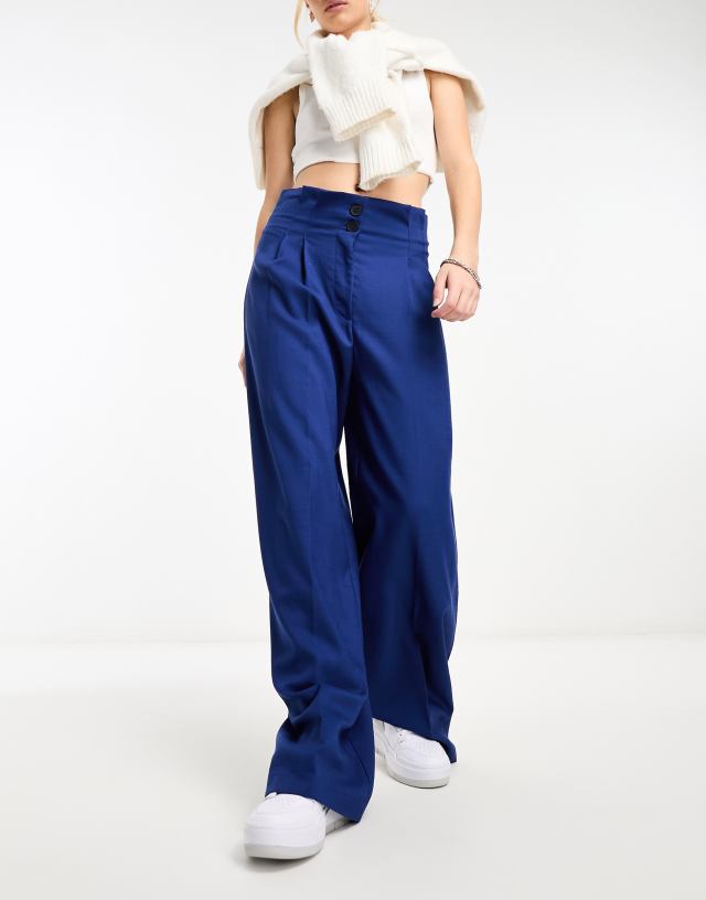 Bershka - high waisted wide leg tailored trousers in blue