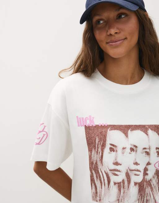Bershka Hilary duff oversize short sleeve t-shirt in white, 2 of 4