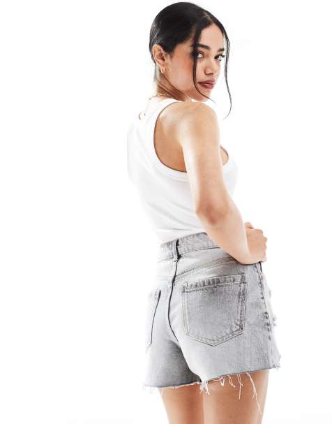 Bershka - Højtaljede denimshorts i forvasket grå med flænger - view 1