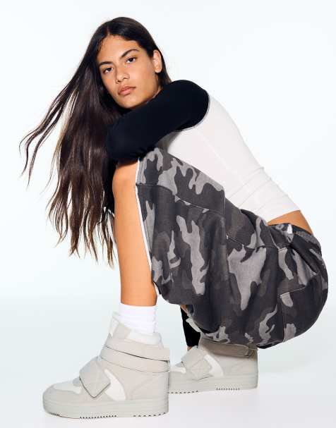Bershka hoge sneakers met verborgen sleehak in wit - view 1